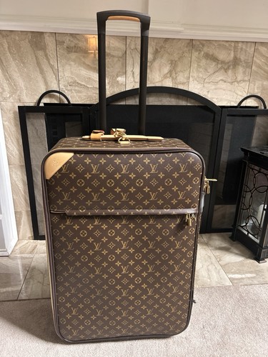 Louis vuitton pegase - vuitton, 70